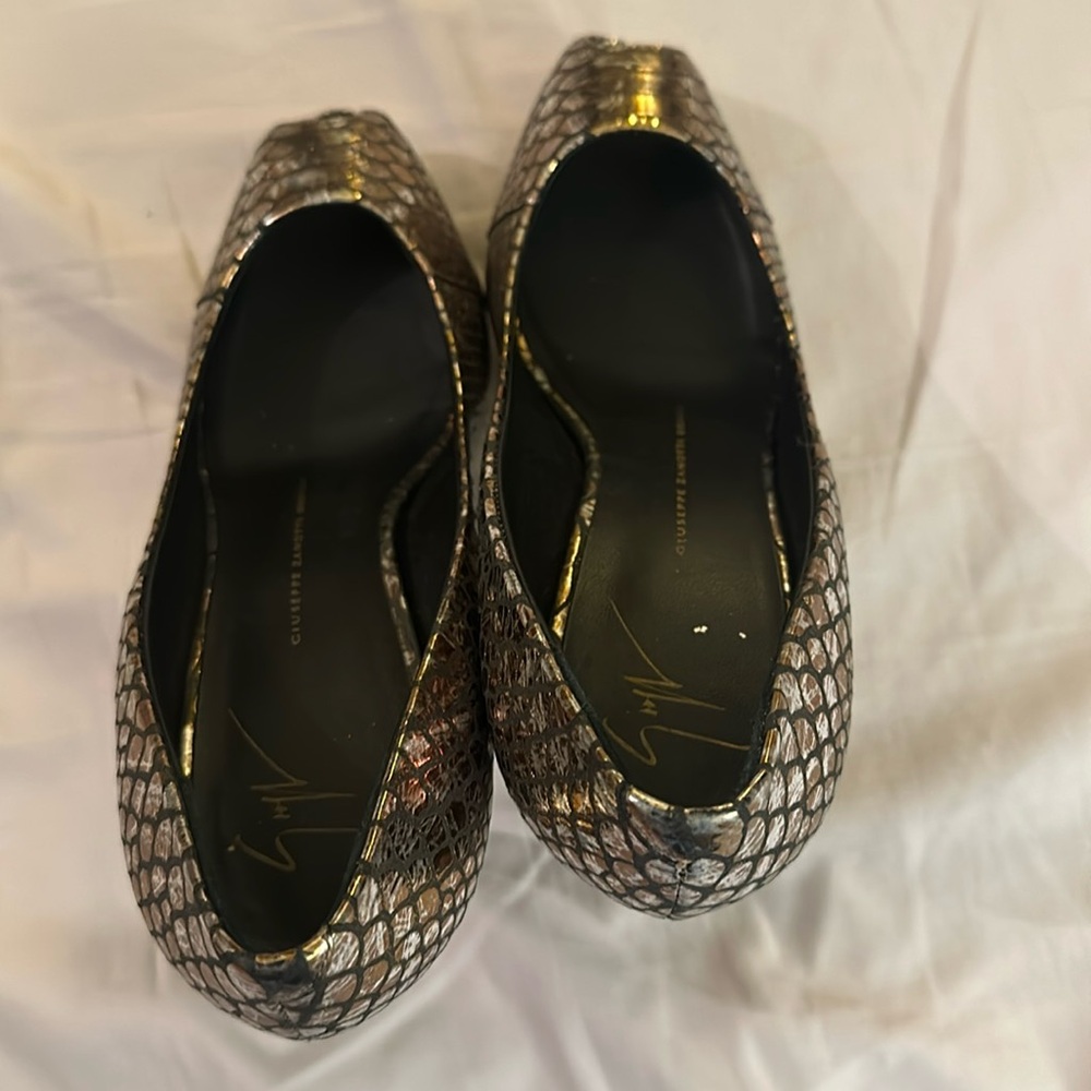 Giuseppe Zanotti Metallic Gold Python Embossed Le… - image 4